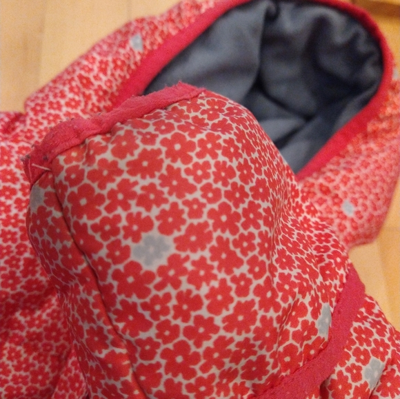 18-24m Columbia pink coral one piece puffer jacket with flowers not perfect - Picture 10 of 13